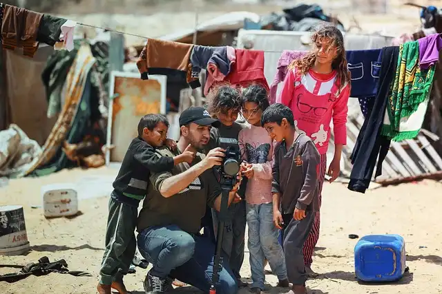 Gaza: Art, Hope & Humanitarian Crisis Amid Conflict